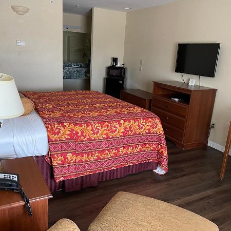 Riviera Inn And Suites المظهر الخارجي الصورة