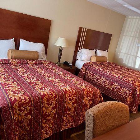 Riviera Inn And Suites المظهر الخارجي الصورة
