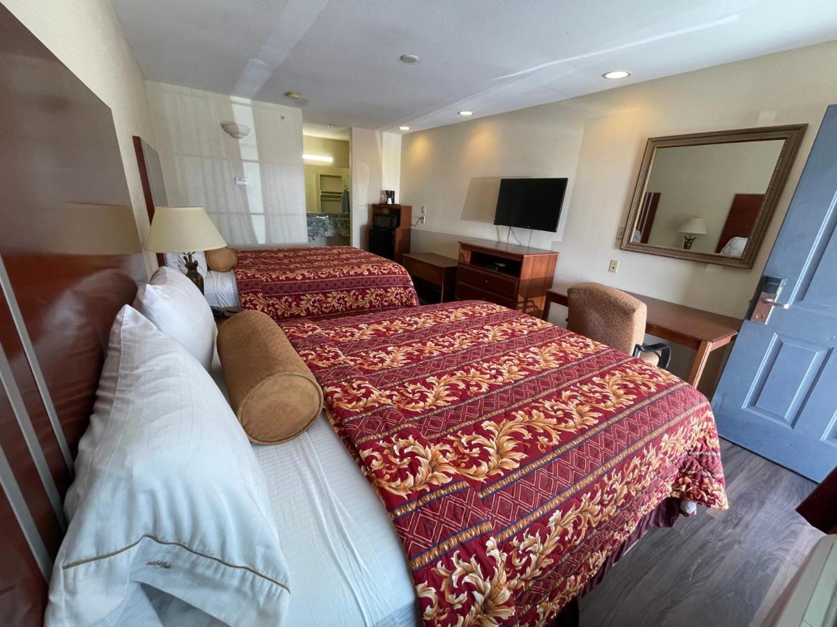 Riviera Inn And Suites المظهر الخارجي الصورة