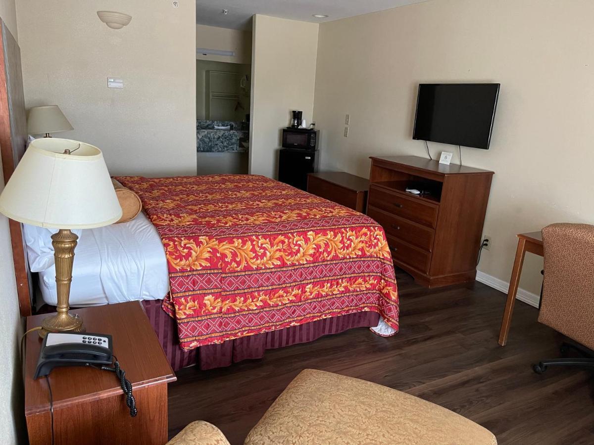 Riviera Inn And Suites المظهر الخارجي الصورة