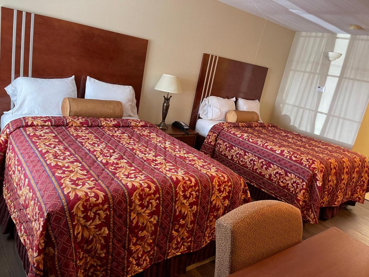 Riviera Inn And Suites المظهر الخارجي الصورة